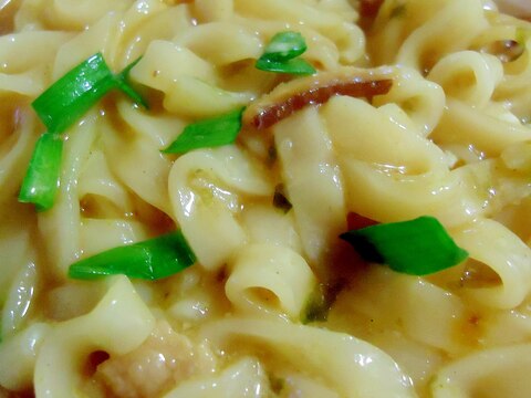 カレー風味混ぜうどん